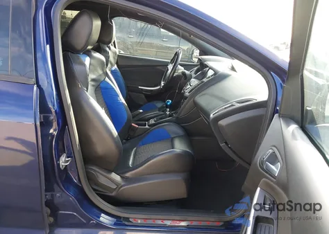 2016 Ford Focus St из США, поврежденный, VIN 1FADP3L97GL212935